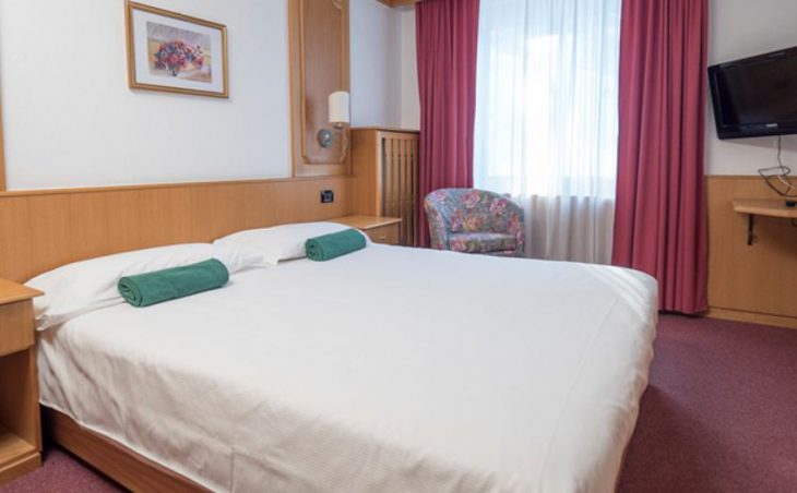 Hotel Intermonti, Livigno, Double Bedroom 2